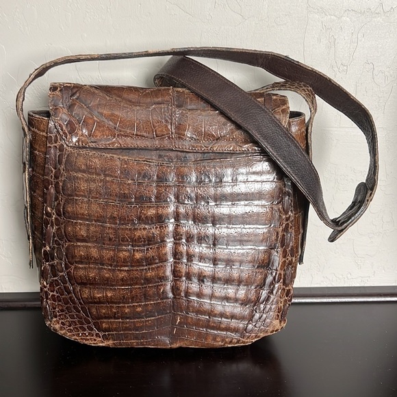 Real croc skin Vintage artisan made shoulder bag, brown. Hand made - Picture 6 of 17